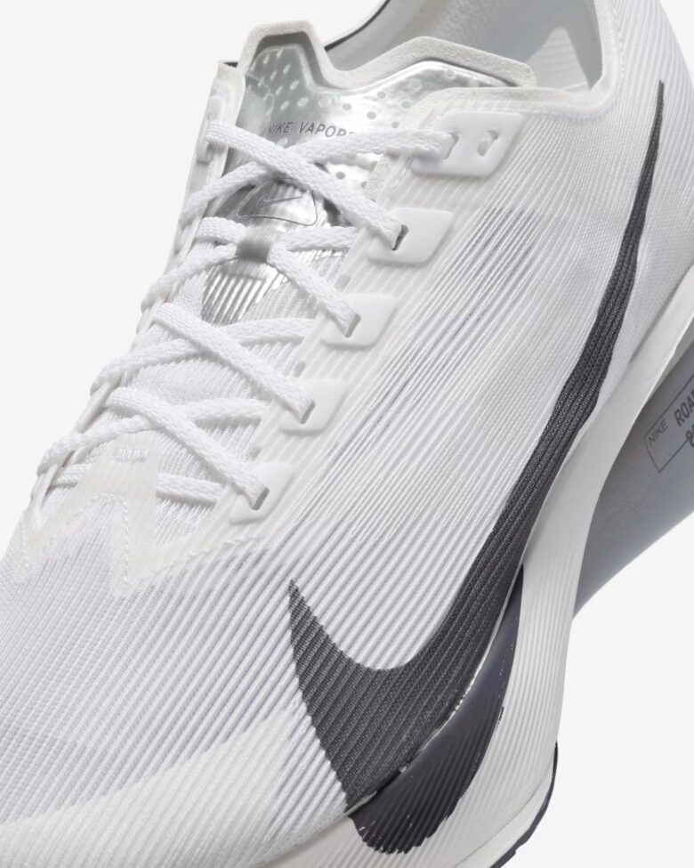 Vaporfly 4 アッパー